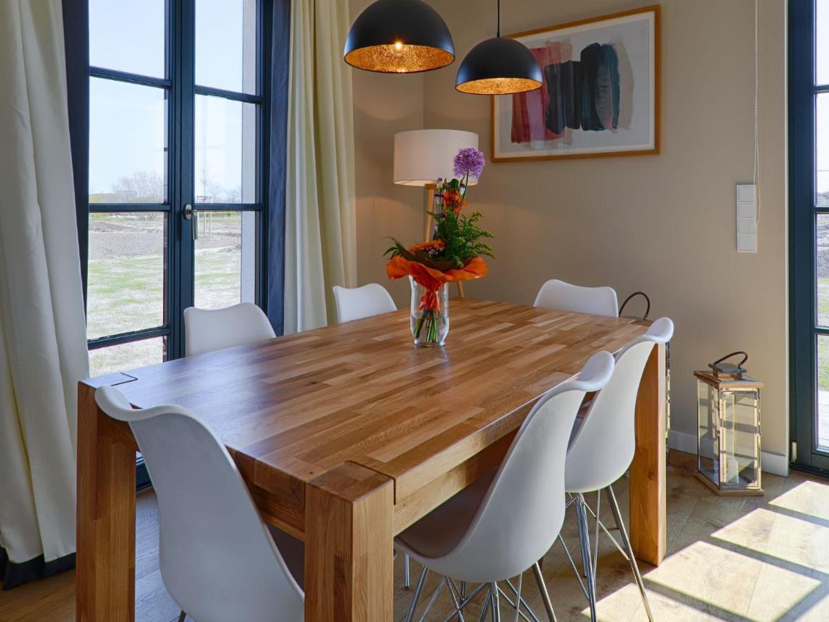 Reetland Am Meer - Premium Reetdachvilla Mit 3 Schlafzimmern, Sauna Und Kamin F23 ดรันส์เคอ ภายนอก รูปภาพ